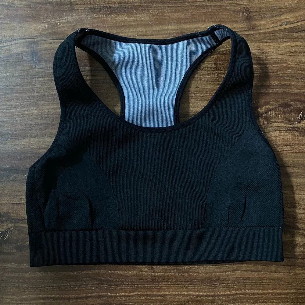 Reversible Sports Bra - Picture 3 of 4
